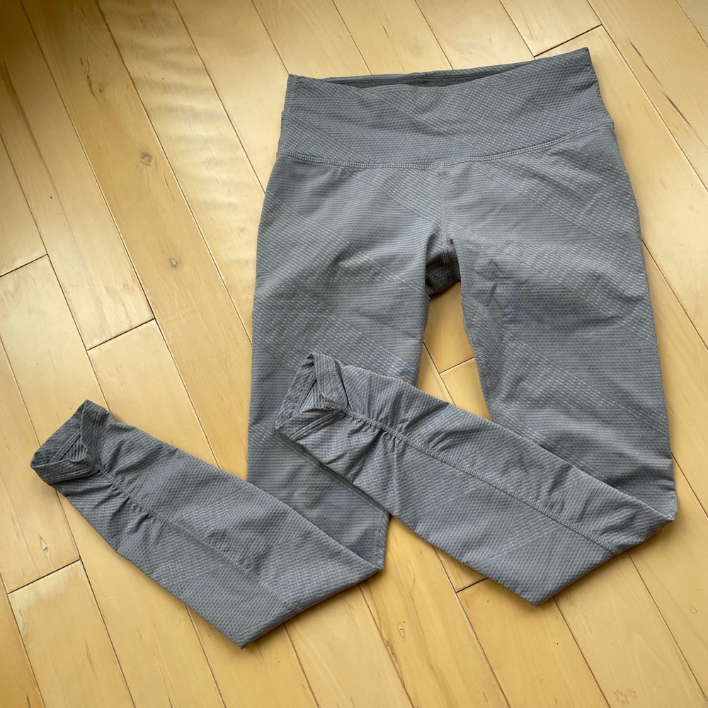 Prana leggings with ruche detail on the leg